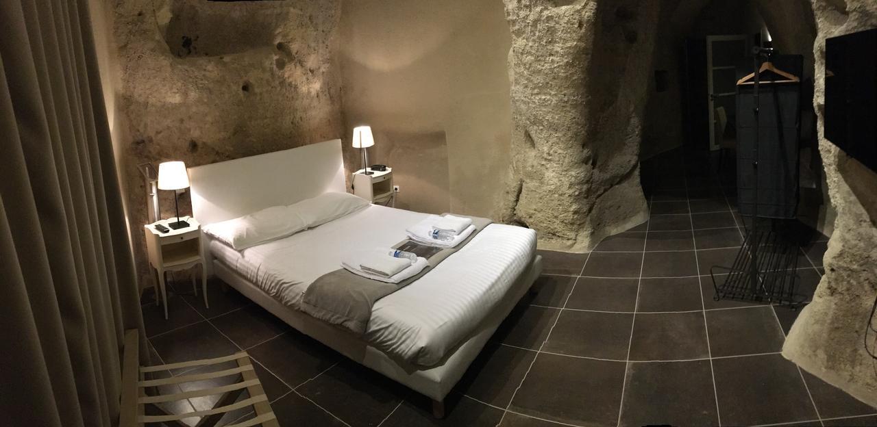 Rocaminori Hotel Louresse-Rochemenier Екстериор снимка