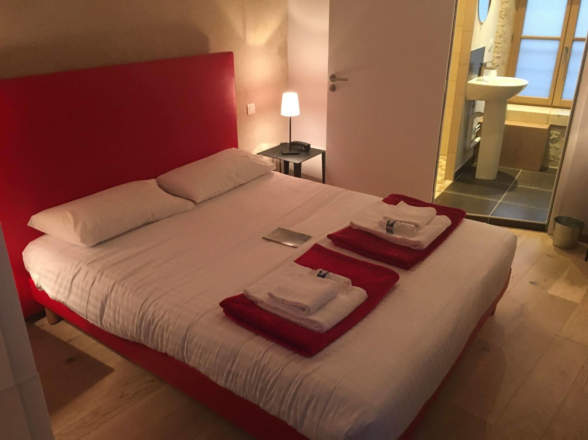 Rocaminori Hotel Louresse-Rochemenier Екстериор снимка